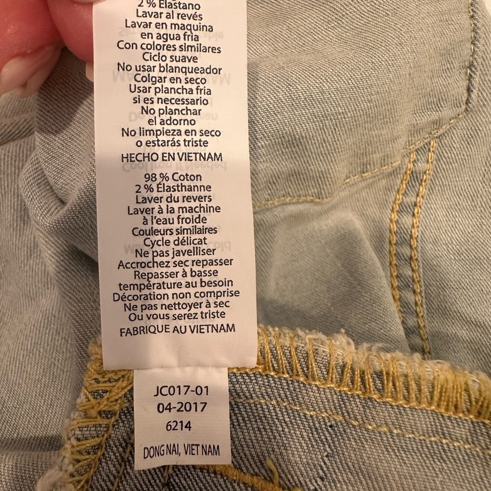 LuLaRoe Light Blue Denim Jacket Yellow Floral Embroidery Layer Staple Sz S - Picture 11 of 11